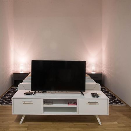 Apartmani Pijemont Вишеград Экстерьер фото