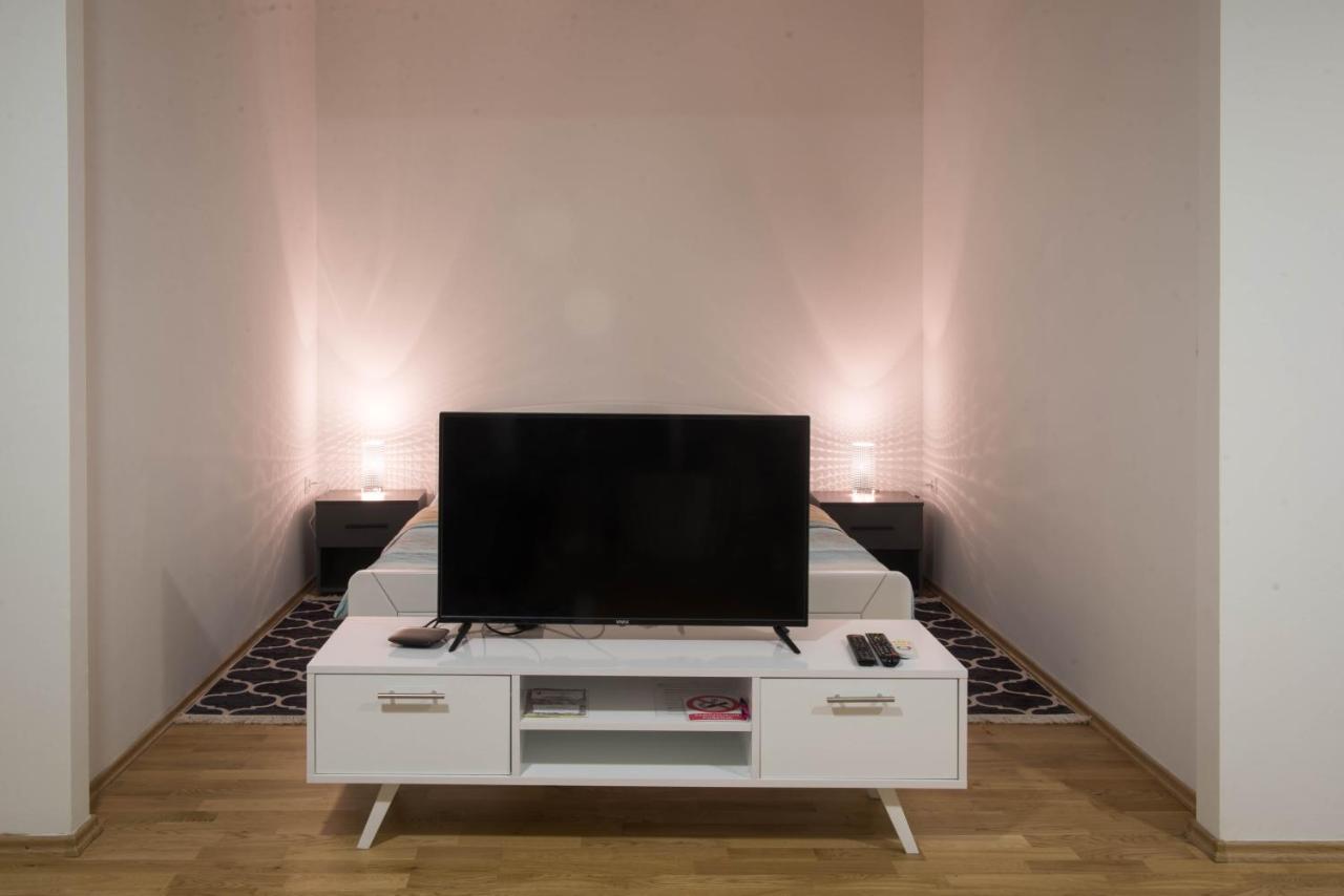 Apartmani Pijemont Вишеград Экстерьер фото